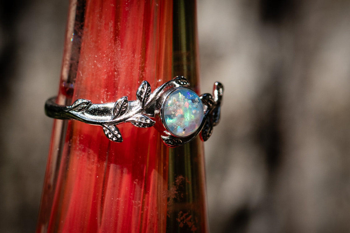 leaf cremation ring